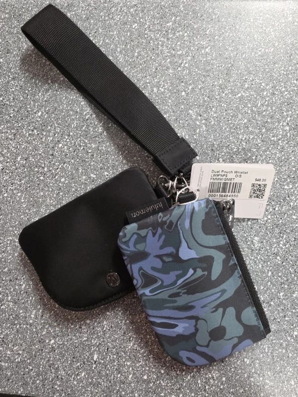 NWT Lululemon Dual Pouch Wristlet